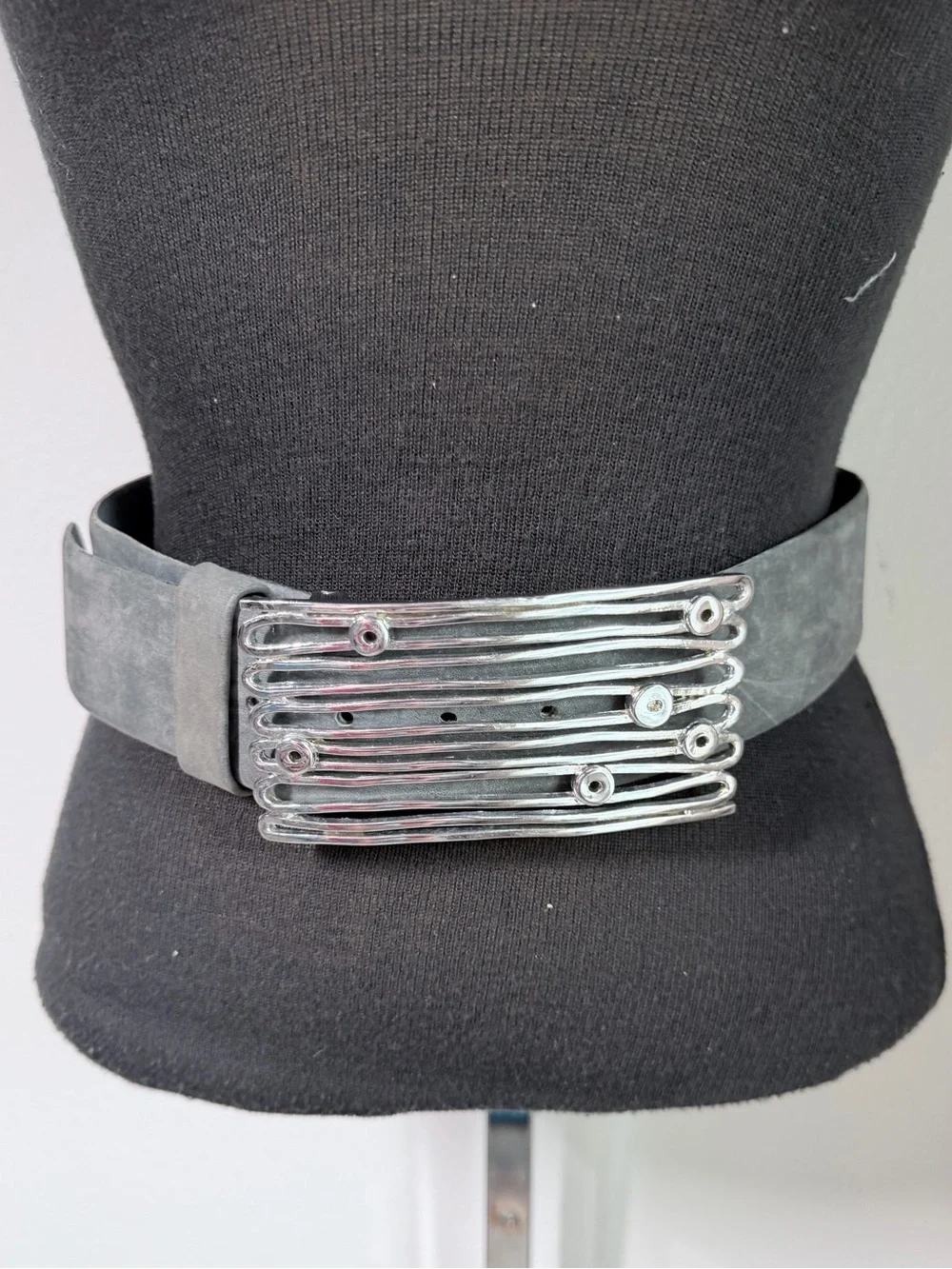 Vera Gray Wide Waist Belt Modern Silver Statement Buckle Size S